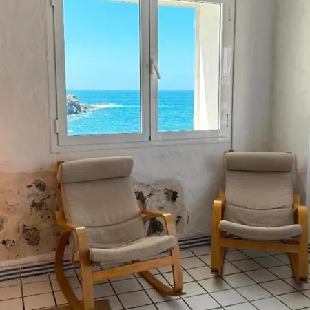 Ocean Front Surf House El *